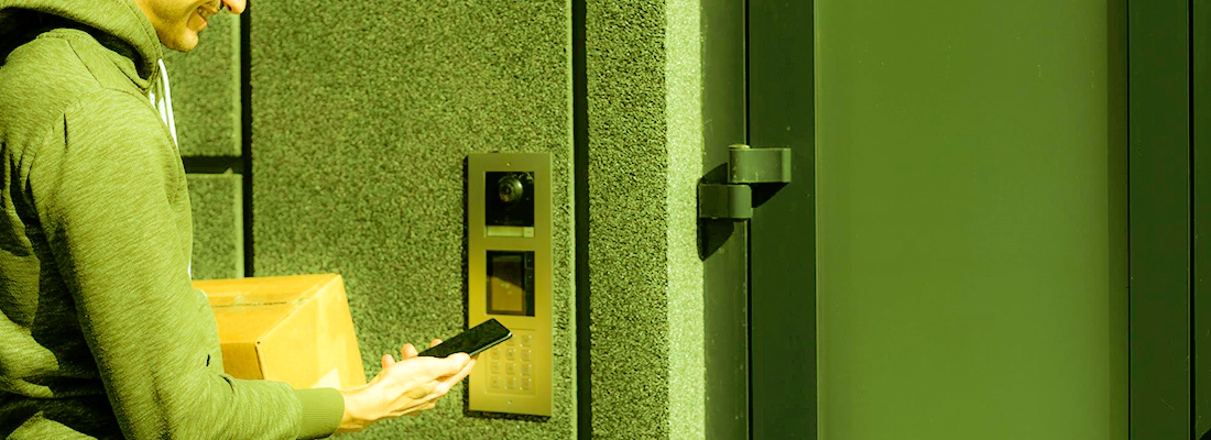 Keyless Entry Systems for Storefronts in Laurentian Hills, ON